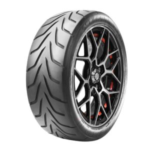 El Sumaxx Speed R1 es el neumático perfecto para los conductores que buscan rendimiento extremo en condiciones deportivas. Con compuestos de goma avanzados y un diseño optimizado, ofrece una tracción superior en pistas, garantizando una excelente respuesta del vehículo incluso en las maniobras más desafiantes.